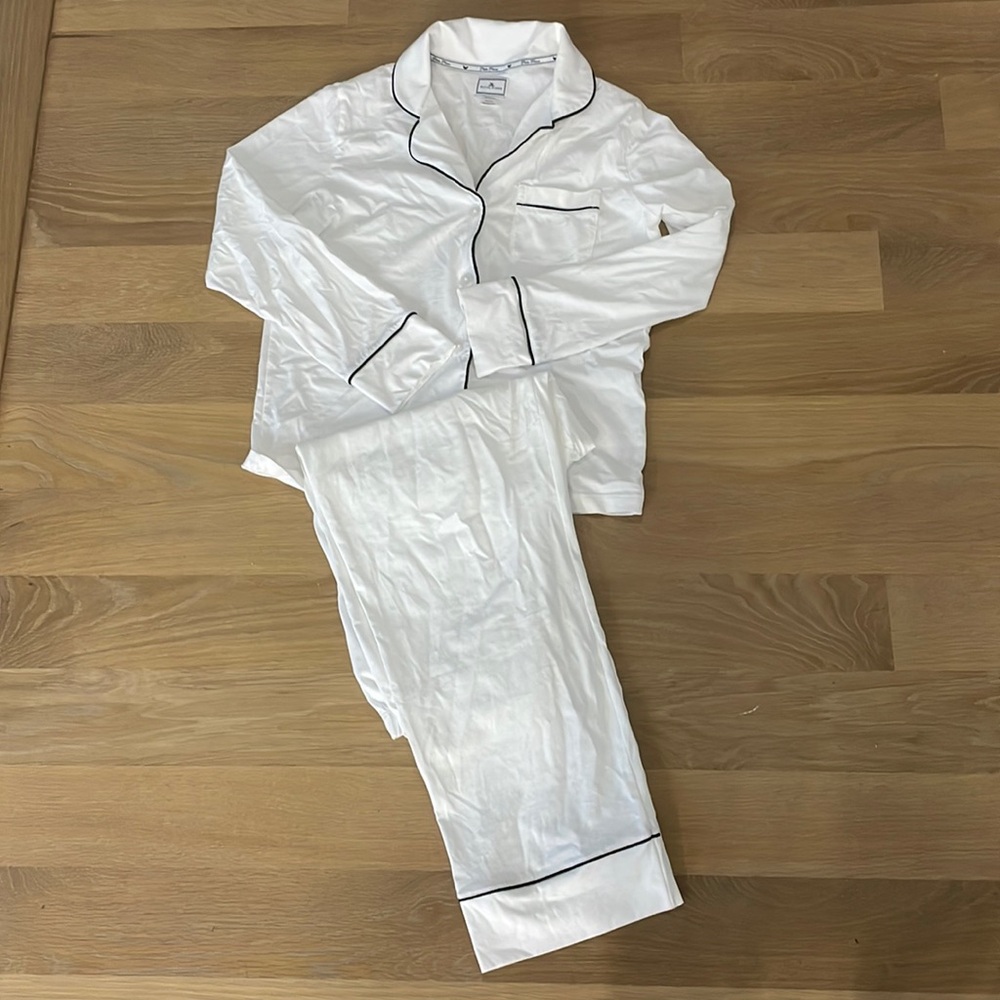 Womans Petite Plume Pajamas Small